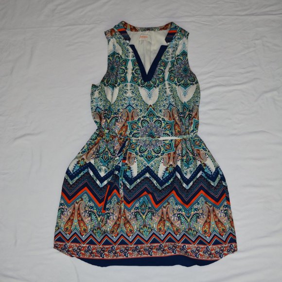 Boho Printed Dress - Picture 2 of 8